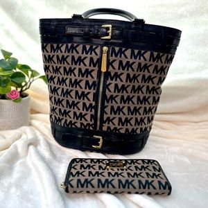 MK black Trim